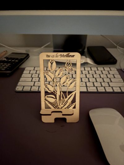 Engraved Wooden Stand – Free Custom Engraving | Stylish & Durable - Image 2