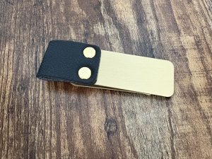 Looking for the perfect gift for him? This Stainless Steel Slim Money Clip with Leather offers a blend of modern style and practical function