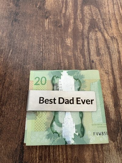 Looking for the perfect gift for him? This Stainless Steel Slim Money Clip with Leather offers a blend of modern style and practical function